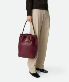 Picture of Bottega Veneta Handbags _SKUfw212409218fw